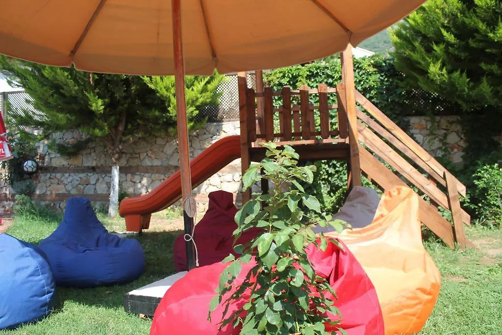 Mavibelce Hotel أولدينيس 2*,